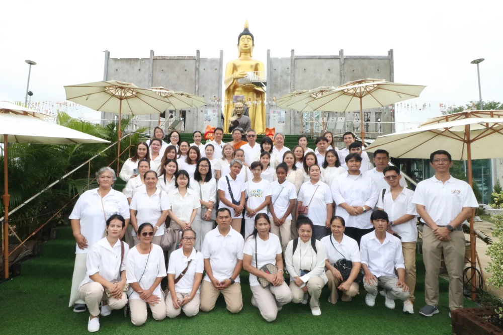 กลุ่มบริษัทล็อกซเล่ย์ จัดพิธีทอดกฐินสามัคคีทางน้ำ ณ วัดอาคมสิทธาภรณ์